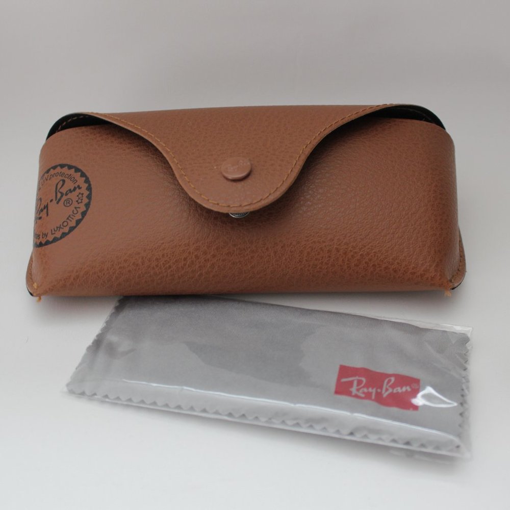 RAY-BAN regular size  hardcase for sunglasses